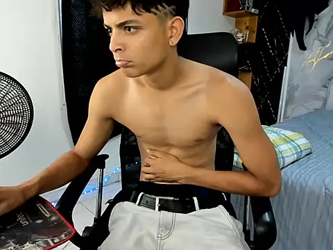 Snapshot of slim_dirtyxx1 chatting on July 9, 2026, 8:19 pm slim dirtyxx1 online show from July 9, 2026, 8:19 pm