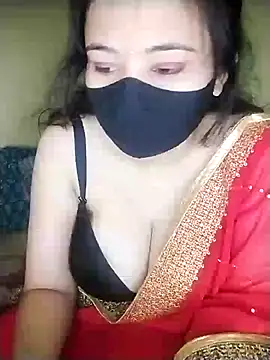 Snapshot of Pari8822 chatting on July 2, 2026, 7:25 am Pari8822 online show from July 2, 2026, 7:25 am