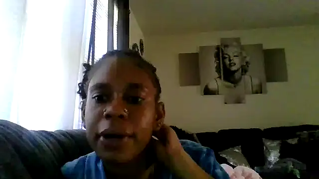 Snapshot of veraredd chatting on July 8, 2026, 1:23 pm veraredd online show from July 8, 2026, 1:23 pm