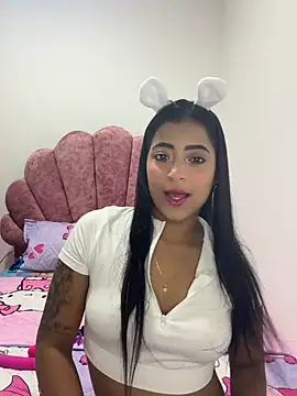 Snapshot of Sara_sofiia_ chatting on July 7, 2026, 2:14 am Sara sofiia online show from July 7, 2026, 2:14 am