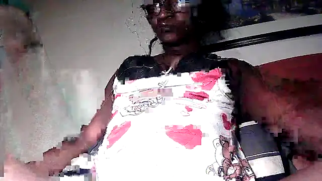 Snapshot of PlatinumBlaque chatting on July 20, 2026, 2:52 am PlatinumBlaque online show from July 20, 2026, 2:52 am