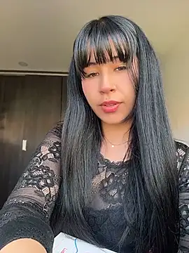 Snapshot of Catalina_Bu chatting on July 7, 2026, 9:07 pm Catalina Bu online show from July 7, 2026, 9:07 pm