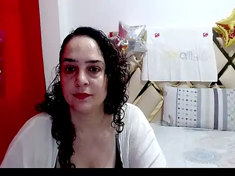 Snapshot of rebecamontero chatting on July 7, 2026, 4:21 pm rebecamontero online show from July 7, 2026, 4:21 pm
