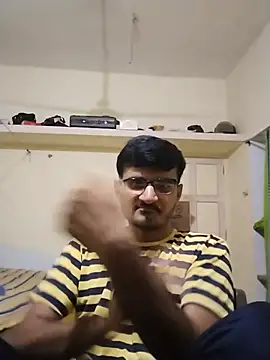Snapshot of sumitXe chatting on July 11, 2026, 3:56 pm sumitXe online show from July 11, 2026, 3:56 pm