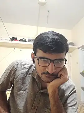 Snapshot of sumitXe chatting on July 13, 2026, 6:07 pm sumitXe online show from July 13, 2026, 6:07 pm