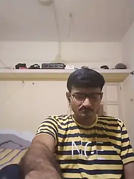 Snapshot of sumitXe chatting on July 10, 2026, 3:01 pm sumitXe online show from July 10, 2026, 3:01 pm