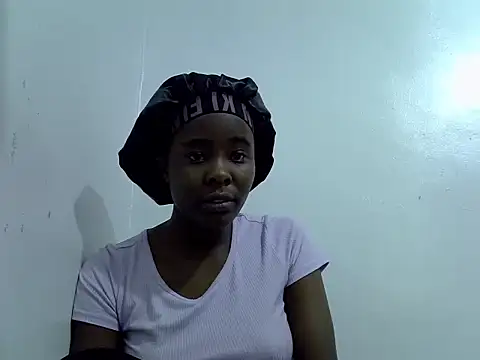Snapshot of sweetSheila3517 chatting on July 8, 2026, 1:01 pm sweetSheila3517 online show from July 8, 2026, 1:01 pm