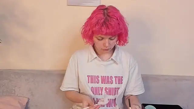 GypsyEmber online show from July 7, 2026, 1:36 pm