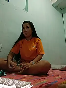 Snapshot of makulet chatting on July 3, 2026, 4:24 pm makulet online show from July 3, 2026, 4:24 pm