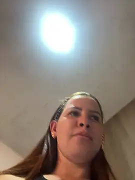 Snapshot of RoseFenix chatting on July 13, 2026, 7:35 pm RoseFenix online show from July 13, 2026, 7:35 pm
