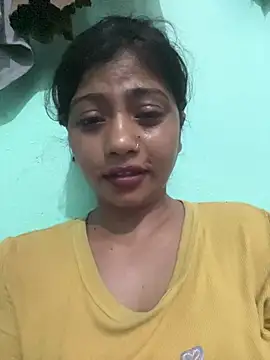 Snapshot of Miss-puhu chatting on July 6, 2026, 8:43 am Miss-puhu online show from July 6, 2026, 8:43 am