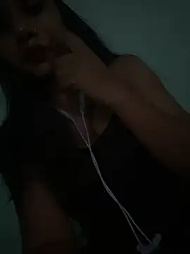 Snapshot of Miss-puhu chatting on July 10, 2026, 9:31 am Miss-puhu online show from July 10, 2026, 9:31 am