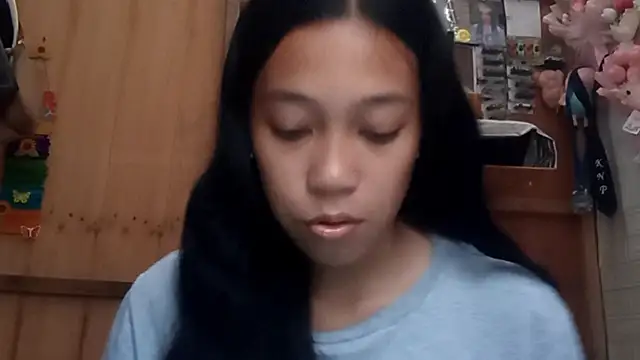 Snapshot of LovieFriedt chatting on July 7, 2026, 4:26 am LovieFriedt online show from July 7, 2026, 4:26 am