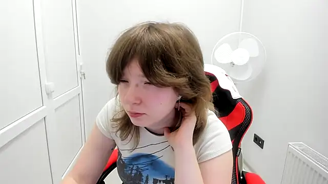Snapshot of HachiYume chatting on July 9, 2026, 6:36 am HachiYume online show from July 9, 2026, 6:36 am