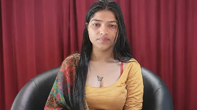 Snapshot of Yours_shikhaa0 chatting on July 5, 2026, 6:09 am Yours shikhaa0 online show from July 5, 2026, 6:09 am
