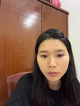 xiaoqiaoyy online show from July 10, 2026, 2:50 pm