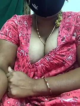 Snapshot of tamilrose143 chatting on July 5, 2026, 3:08 pm tamilrose143 online show from July 5, 2026, 3:08 pm