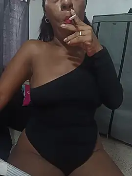 Snapshot of Zaphira_Big_Clit chatting on July 11, 2026, 5:02 pm Zaphira Big Clit online show from July 11, 2026, 5:02 pm