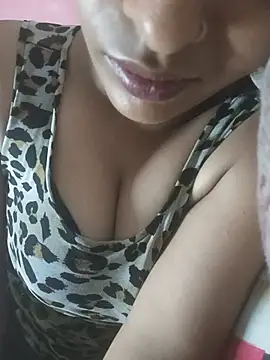Snapshot of sharmilasingh89 chatting on July 17, 2026, 7:33 pm sharmilasingh89 online show from July 17, 2026, 7:33 pm