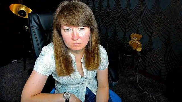 AlexaAmour online show from July 9, 2026, 8:04 am