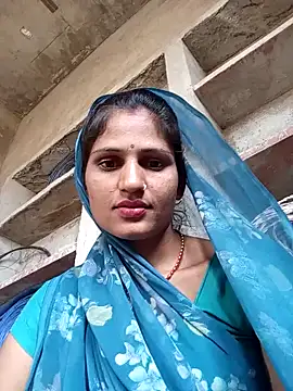 Snapshot of Santoshi7080 chatting on July 10, 2026, 4:45 am Santoshi7080 online show from July 10, 2026, 4:45 am