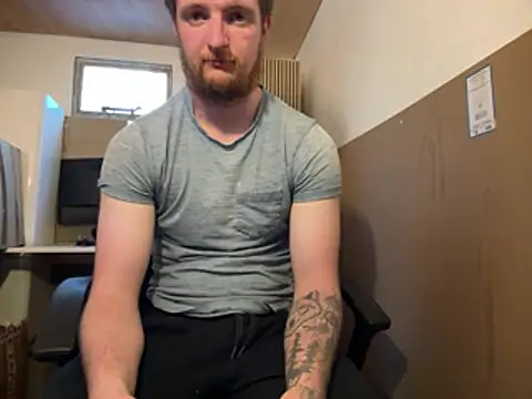 buzzard27 online show from July 16, 2026, 6:49 pm