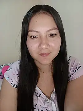 mia nixx online show from July 13, 2026, 11:31 am