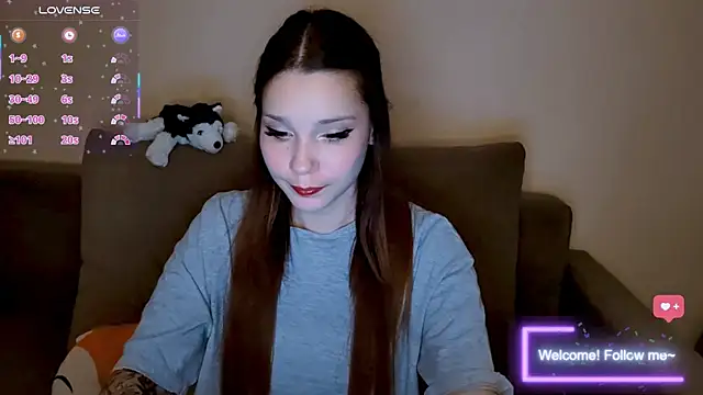 kittenalissa online show from July 13, 2026, 7:02 pm