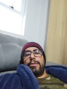 Snapshot of Augusto_Paulista chatting on July 10, 2026, 7:03 pm Augusto Paulista online show from July 10, 2026, 7:03 pm