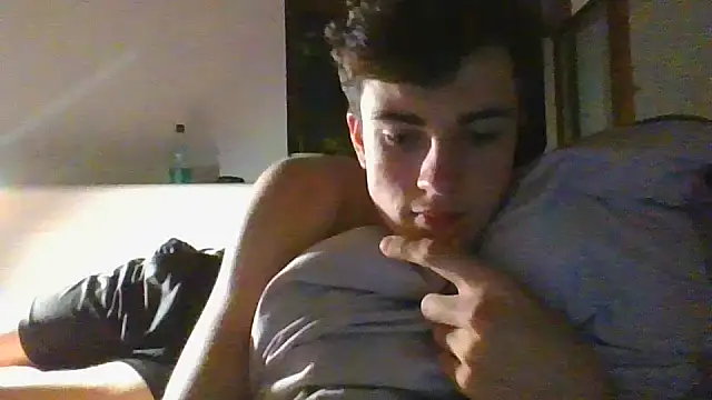 Snapshot of freshboy72 chatting on July 12, 2026, 1:17 am freshboy72 online show from July 12, 2026, 1:17 am