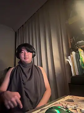 Snapshot of karuhikaru chatting on August 2, 2026, 4:15 pm karuhikaru online show from August 2, 2026, 4:15 pm