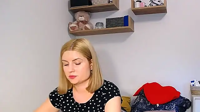 Snapshot of alisenties chatting on September 26, 2025, 2:24 pm alisenties online show from September 26, 2025, 2:24 pm