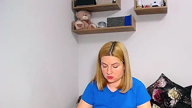 Snapshot of alisenties chatting on November 12, 2025, 3:27 pm alisenties online show from November 12, 2025, 3:27 pm