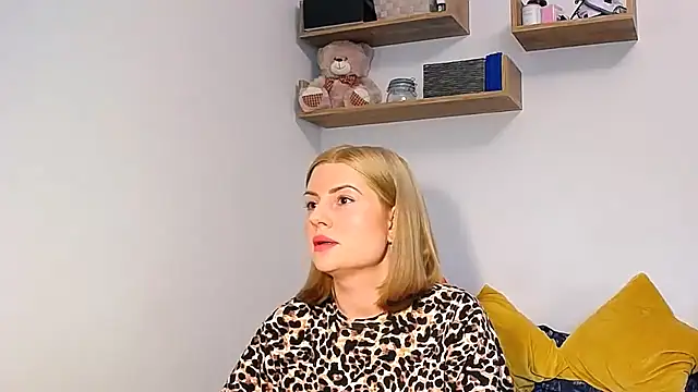 Snapshot of alisenties chatting on September 21, 2025, 2:33 pm alisenties online show from September 21, 2025, 2:33 pm