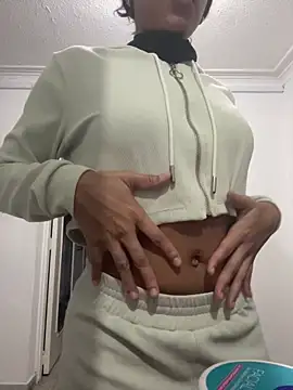 Snapshot of NikitaX_X chatting on July 14, 2026, 5:23 am NikitaX X online show from July 14, 2026, 5:23 am