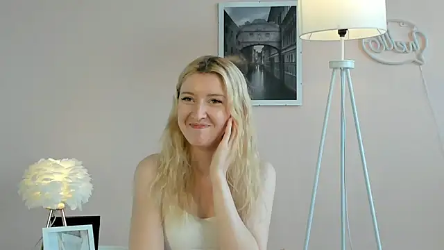 Snapshot of JettaBilello chatting on July 16, 2026, 10:12 am JettaBilello online show from July 16, 2026, 10:12 am