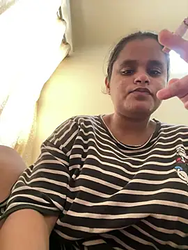 Snapshot of bhumii_ chatting on July 21, 2026, 8:59 am bhumii online show from July 21, 2026, 8:59 am
