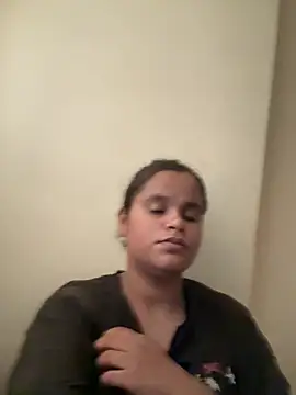Snapshot of bhumii_ chatting on July 18, 2026, 1:03 am bhumii online show from July 18, 2026, 1:03 am