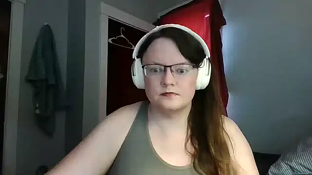 Snapshot of sylviexxxfun2 chatting on July 25, 2026, 3:07 pm sylviexxxfun2 online show from July 25, 2026, 3:07 pm
