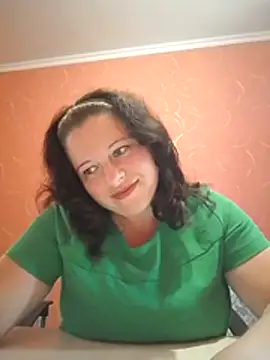 Snapshot of Moonshade30 chatting on July 17, 2026, 11:29 am Moonshade30 online show from July 17, 2026, 11:29 am