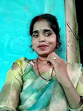 Snapshot of Simran_Love143 chatting on July 19, 2026, 5:49 am Simran Love143 online show from July 19, 2026, 5:49 am