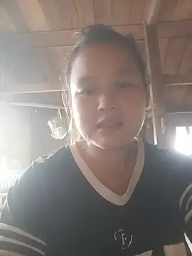 Snapshot of Jenny-rose chatting on August 5, 2026, 4:50 am Jenny-rose online show from August 5, 2026, 4:50 am