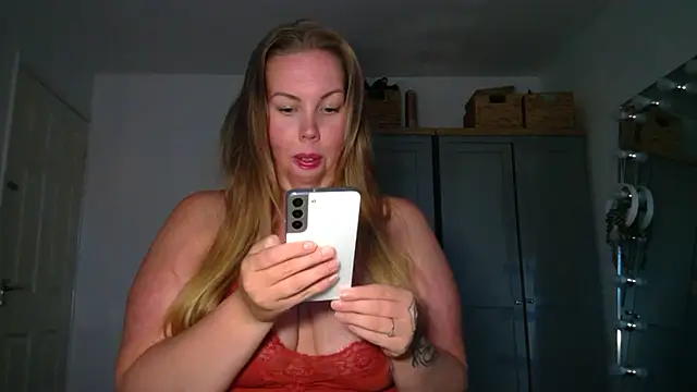 BecWilde online show from July 31, 2026, 7:22 pm