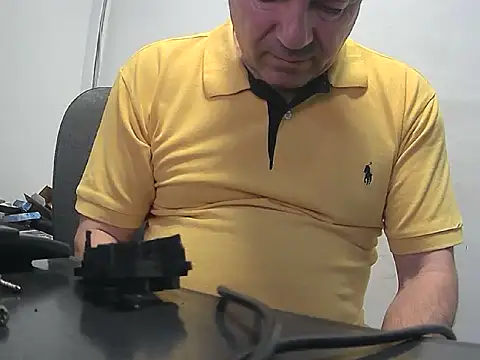 Snapshot of gabriel9_ chatting on May 15, 2026, 11:19 am gabriel9 online show from May 15, 2026, 11:19 am