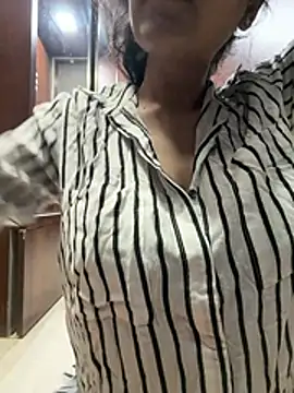 Snapshot of Tanya-love chatting on July 21, 2026, 5:25 pm Tanya-love online show from July 21, 2026, 5:25 pm