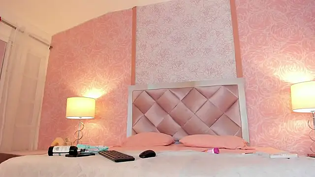 Jenna1  online show from February 22, 2026, 12:29 pm