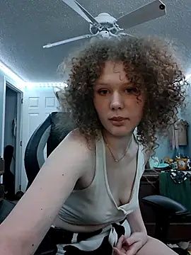 MaddieBoo1 online show from July 22, 2026, 3:08 am