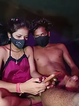 Snapshot of enjoy_Couple10 chatting on July 22, 2026, 4:20 pm enjoy Couple10 online show from July 22, 2026, 4:20 pm
