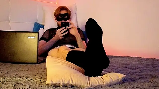 plokoon  online show from July 23, 2026, 1:52 pm