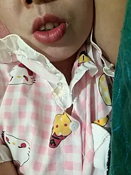 Snapshot of Remi_sexy chatting on August 4, 2026, 3:16 pm Remi sexy online show from August 4, 2026, 3:16 pm